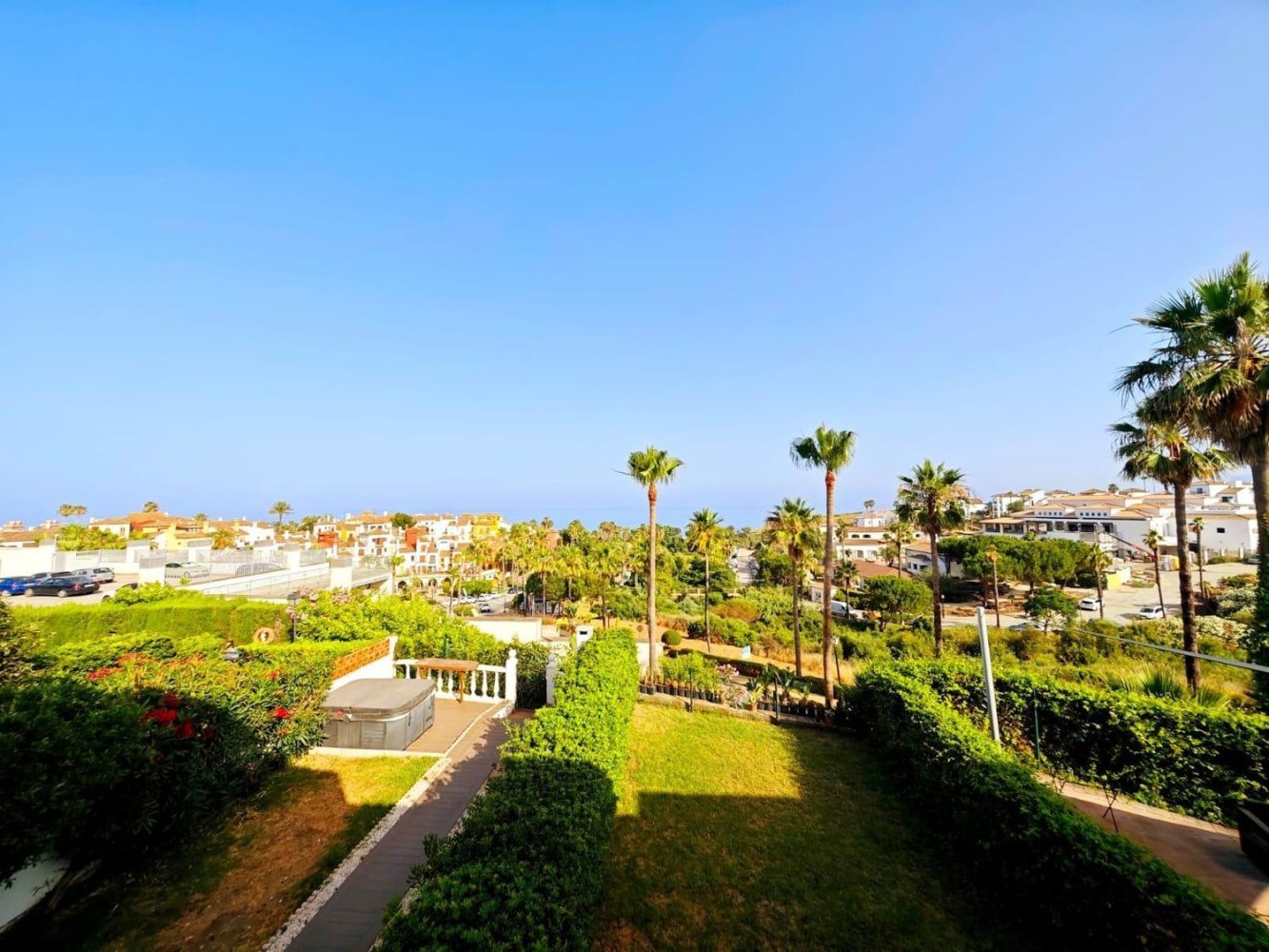 3 chambres Maison de ville à La Alcaidesa, Spain No. 148623