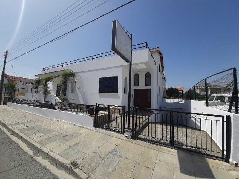 4 bedrooms House in Limassol, Cyprus No. 15311