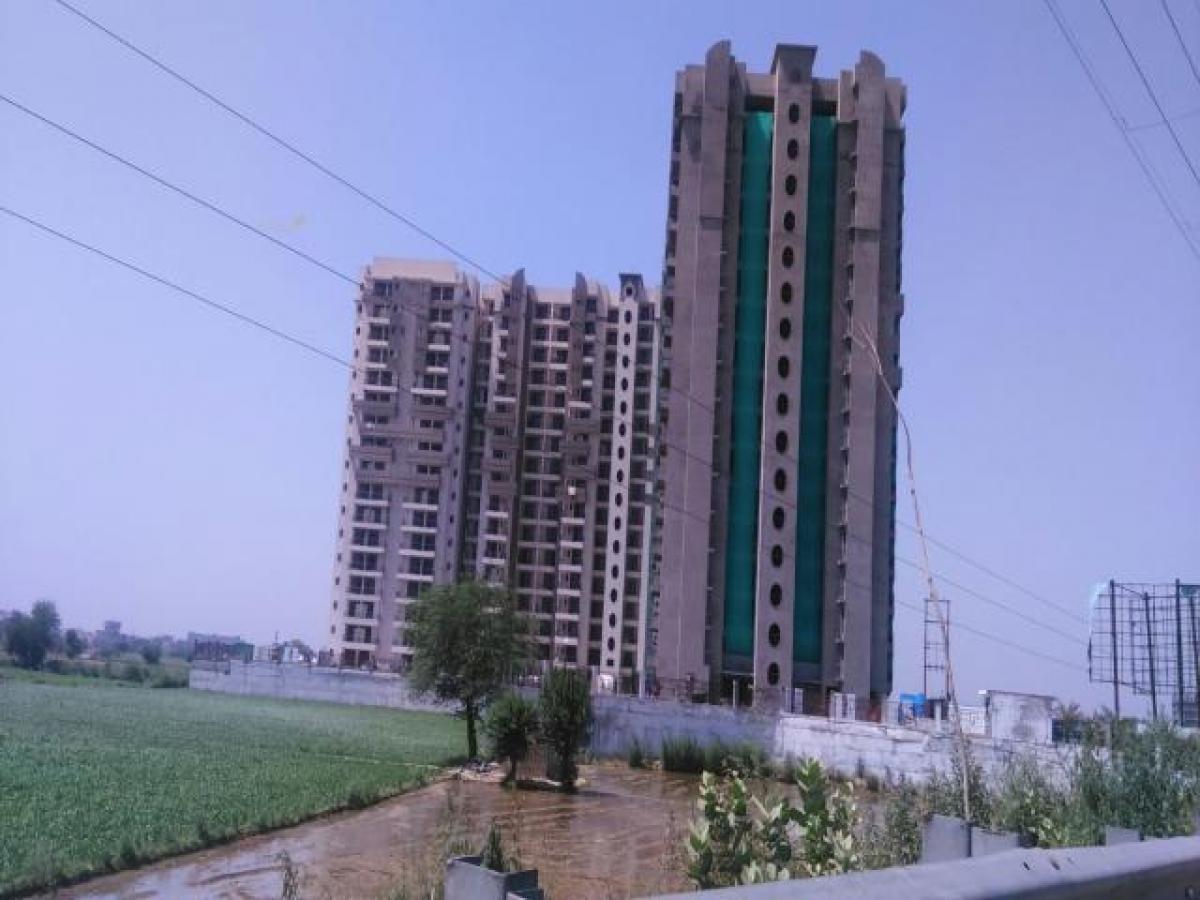 2 bedrooms House in Ghaziabad, India No. 59883