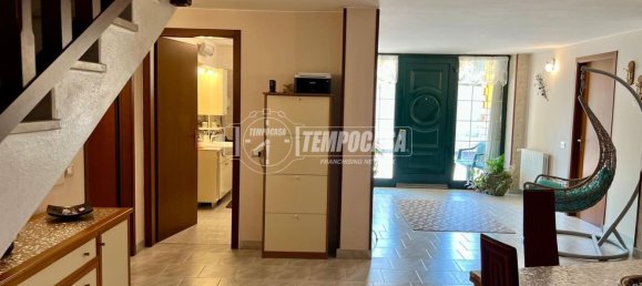 5 bedrooms Villa in Travagliato, Italy No. 375740 39