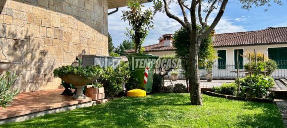 5 bedrooms Villa in Travagliato, Italy No. 375740 16