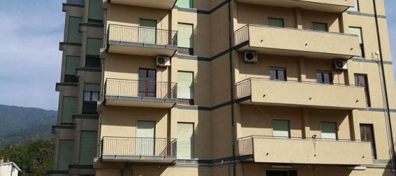 4 rooms Apartment in Vallo della Lucania, Italy No. 138671 3