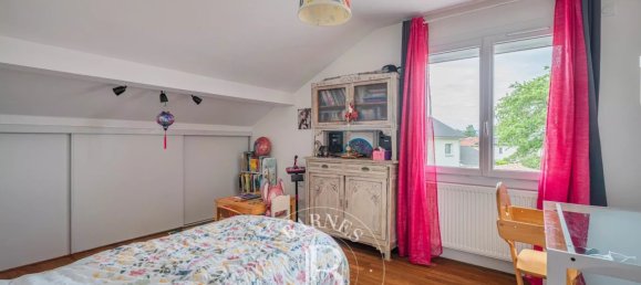 4 bedrooms Villa in Coublevie, France No. 347572 10