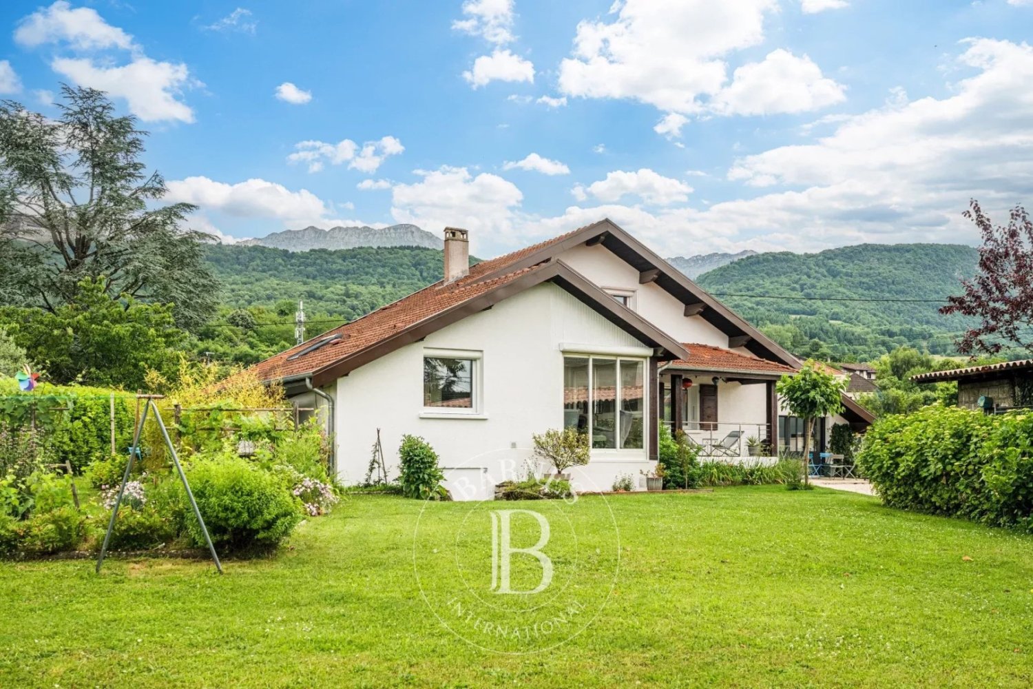 4 bedrooms Villa in Coublevie, France No. 347572