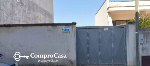506m² Land in Vernole, Italy No. 153088 3