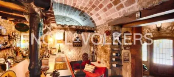 3 bedrooms House in Garriguella, Spain No. 190368 13