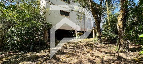 2 bedrooms House in Carcassonne, France No. 335068 4