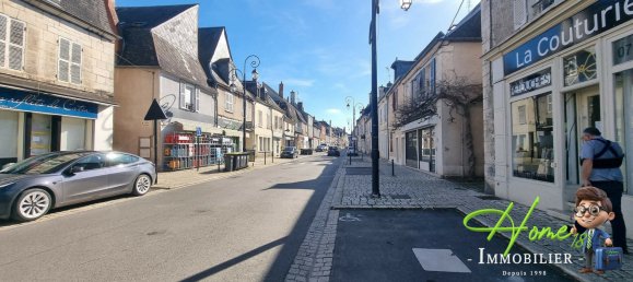 94m² Commercial property in Bourges, France No. 60828 8