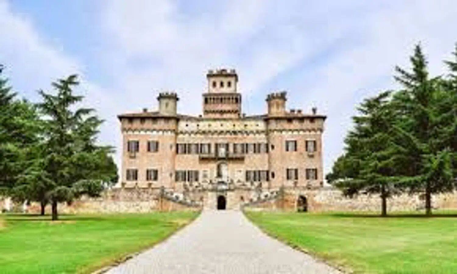 5 غرف نوم شقة في Chignolo Po, Italy رقم 385327