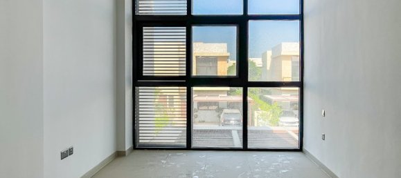 6 bedrooms Villa in Dubai, UAE No. 4191 8