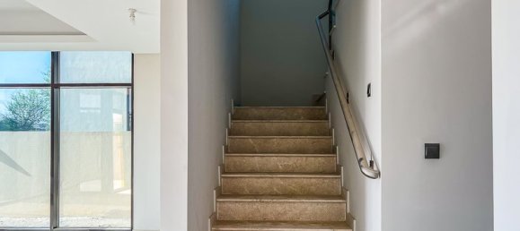 6 bedrooms Villa in Dubai, UAE No. 4191 6