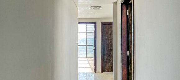 6 bedrooms Villa in Dubai, UAE No. 4191 9