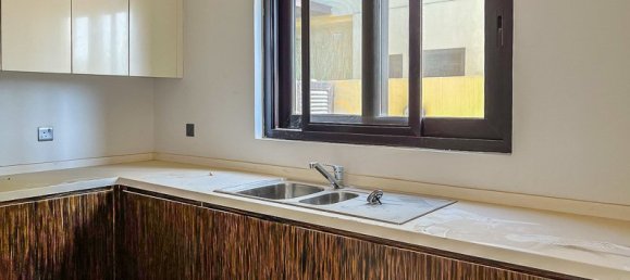 6 bedrooms Villa in Dubai, UAE No. 4191 5