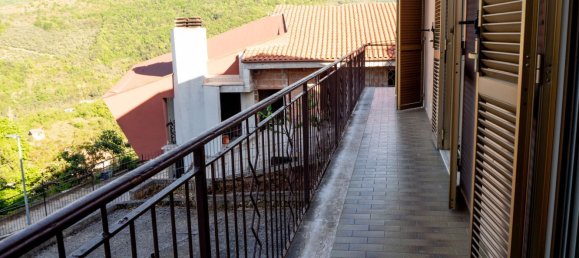 5-Zimmer Haus in Lenola, Italy, Nr. 255862 6