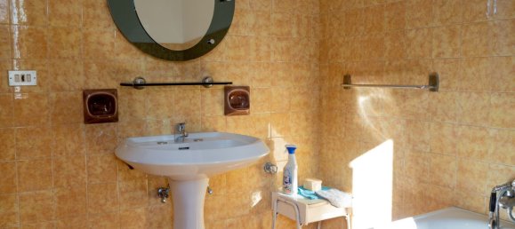 5-Zimmer Haus in Lenola, Italy, Nr. 255862 9