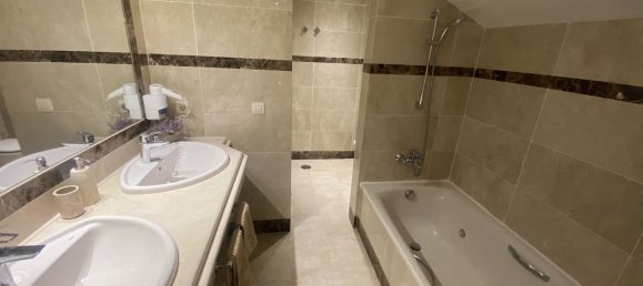 2 bedrooms Penthouse in Marbella, Spain No. 191143 21