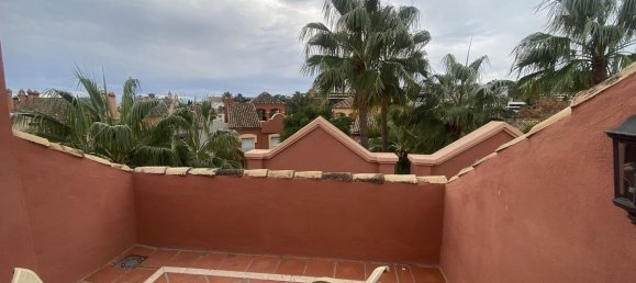 2 bedrooms Penthouse in Marbella, Spain No. 191143 8