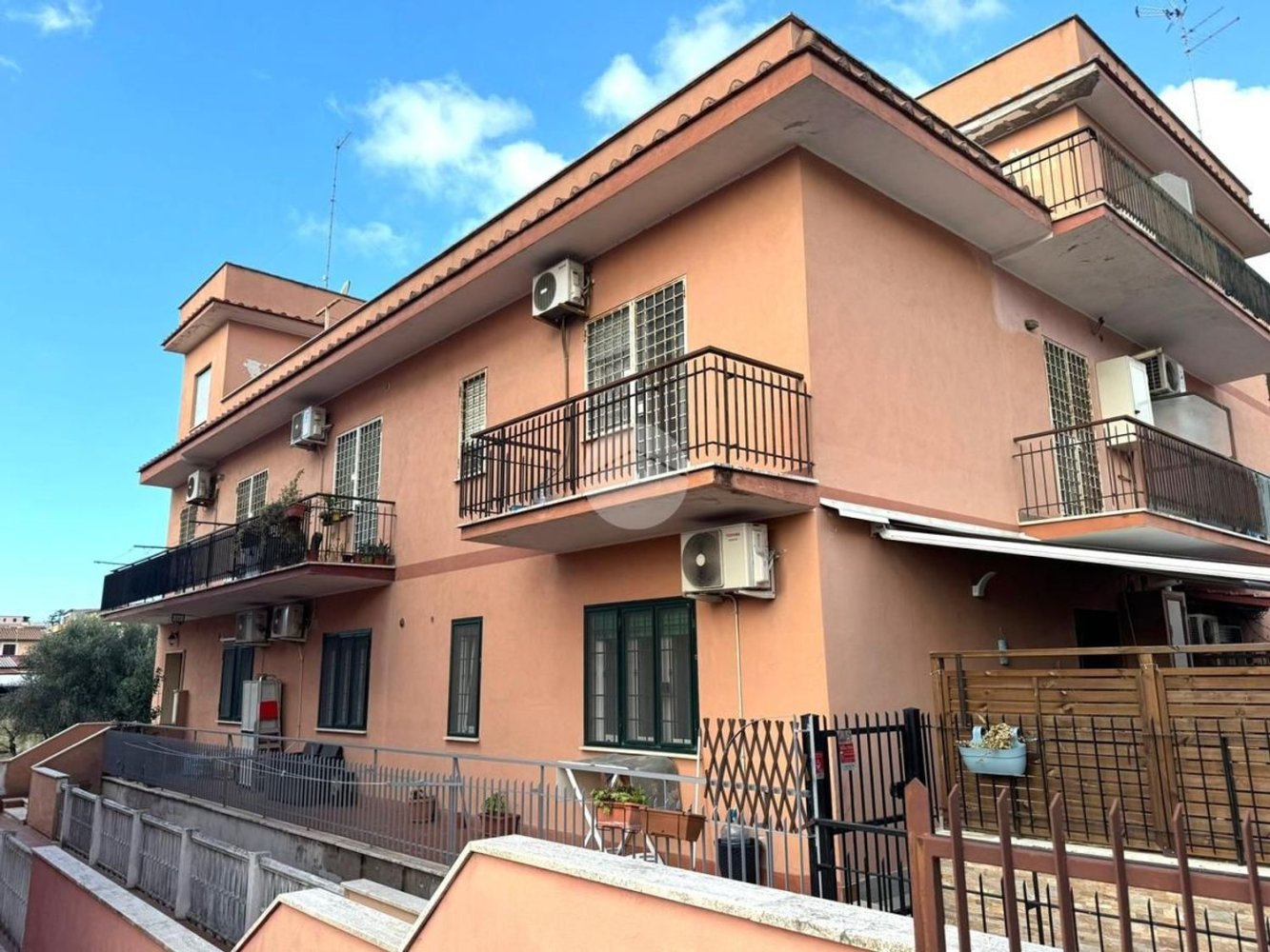 3غرفة شقة في Rome, Italy رقم 288551