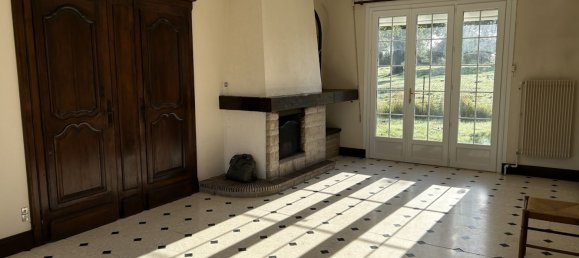 3 bedrooms House in Hornoy-le-Bourg, France No. 209142 3