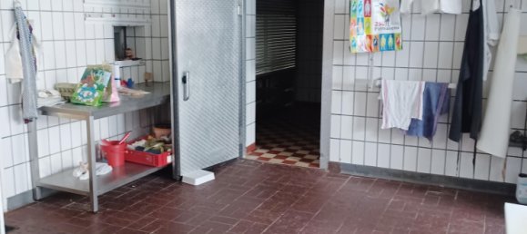 Edificio de 18 habitaciónes en Pirmasens, Germany No. 3017 6