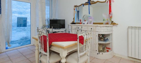 Apartamento de 4 divisões em Trieste, Italy N.º 35075 10
