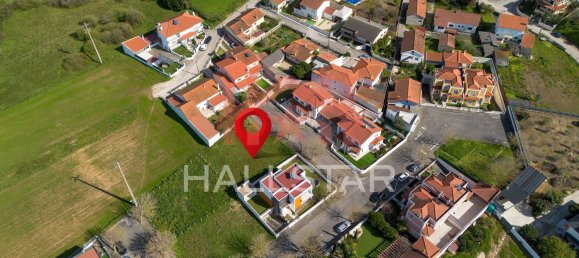 Terrain à Leiria, Portugal 598m² No. 72606 26