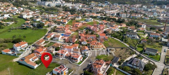 Terrain à Leiria, Portugal 598m² No. 72606 18