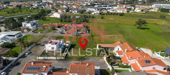 Terrain à Leiria, Portugal 598m² No. 72606 13