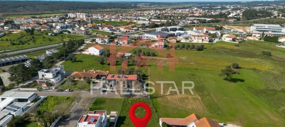 Terrain à Leiria, Portugal 598m² No. 72606 14