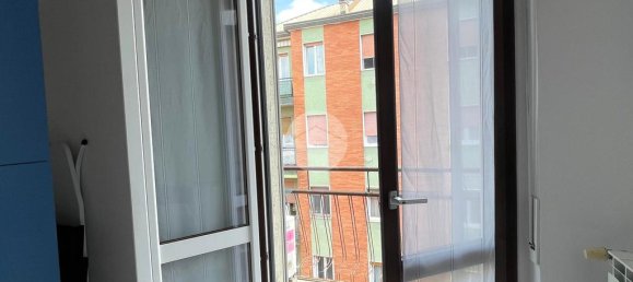 Apartamento de 2 dormitorios en Corsico, Italy No. 353082 19
