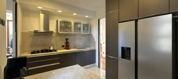 3 Schlafzimmer Penthouse in Pavia, Italy, Nr. 353363 29