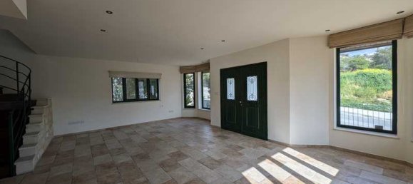 3 bedrooms Commercial property in Limassol, Cyprus No. 20459 4