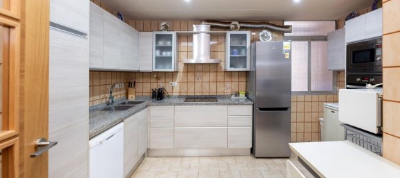 4 غرف نوم شقة في Granada, Spain رقم 18369 6