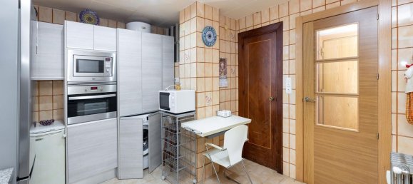 4 غرف نوم شقة في Granada, Spain رقم 18369 2