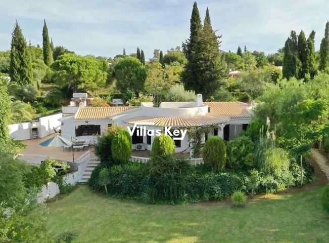 Casa T3 em Mexilhoeira Grande, Portugal N.º 30419