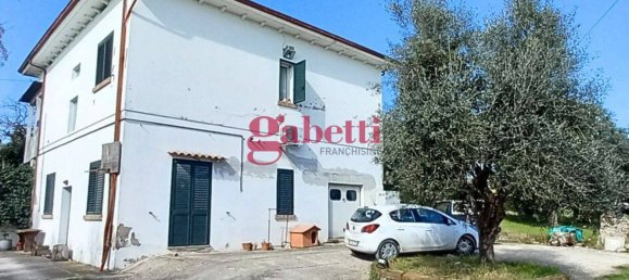 4 bedrooms House in Misano Adriatico, Italy No. 309614 2