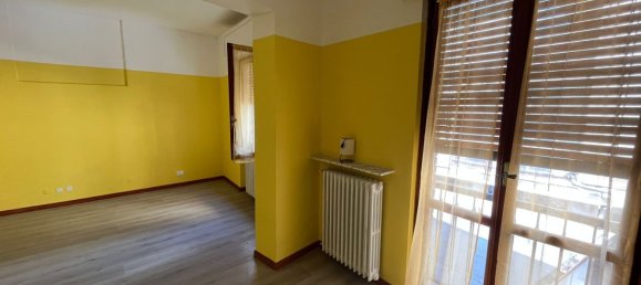 210m² Commercial property in Tortona, Italy No. 347524 6