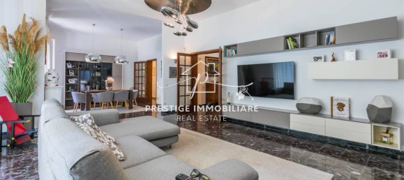 4 bedrooms Apartment in Livorno, Italy No. 348984 3