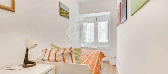 9 bedrooms Building in Lisbon, Portugal No. 54494 3