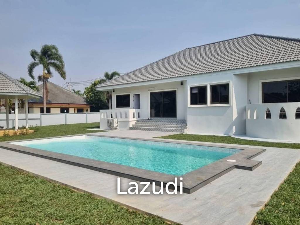 3 bedrooms Villa in Bang Sare, Thailand No. 26646