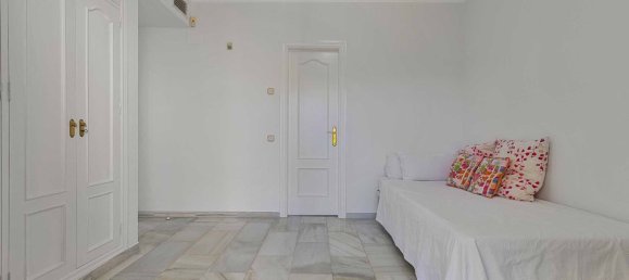 4 chambres Maison de ville à Estepona, Spain No. 138508 37