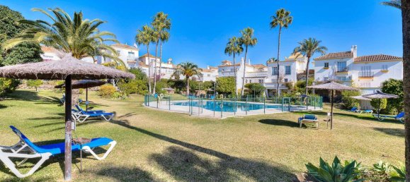 4 chambres Maison de ville à Estepona, Spain No. 138508 2