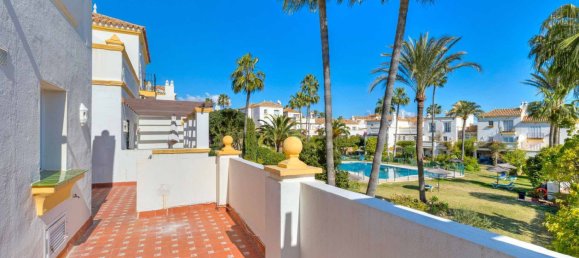 4 chambres Maison de ville à Estepona, Spain No. 138508 11