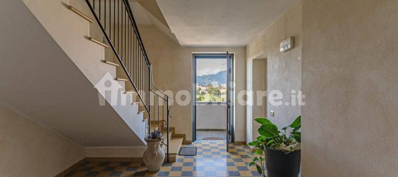 Apartamento de 2 dormitorios en Lucca, Italy No. 354262 29