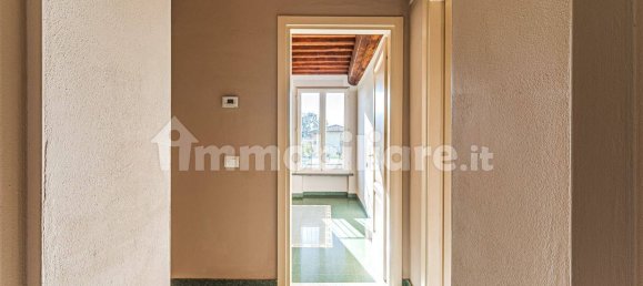 Apartamento de 2 dormitorios en Lucca, Italy No. 354262 28