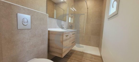 Villa de 4 dormitorios en Grignan, France No. 321319 9