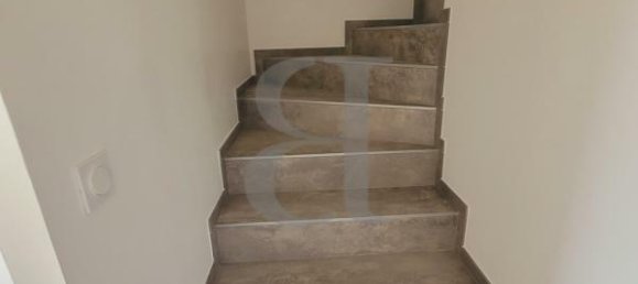 Villa de 4 dormitorios en Grignan, France No. 321319 11