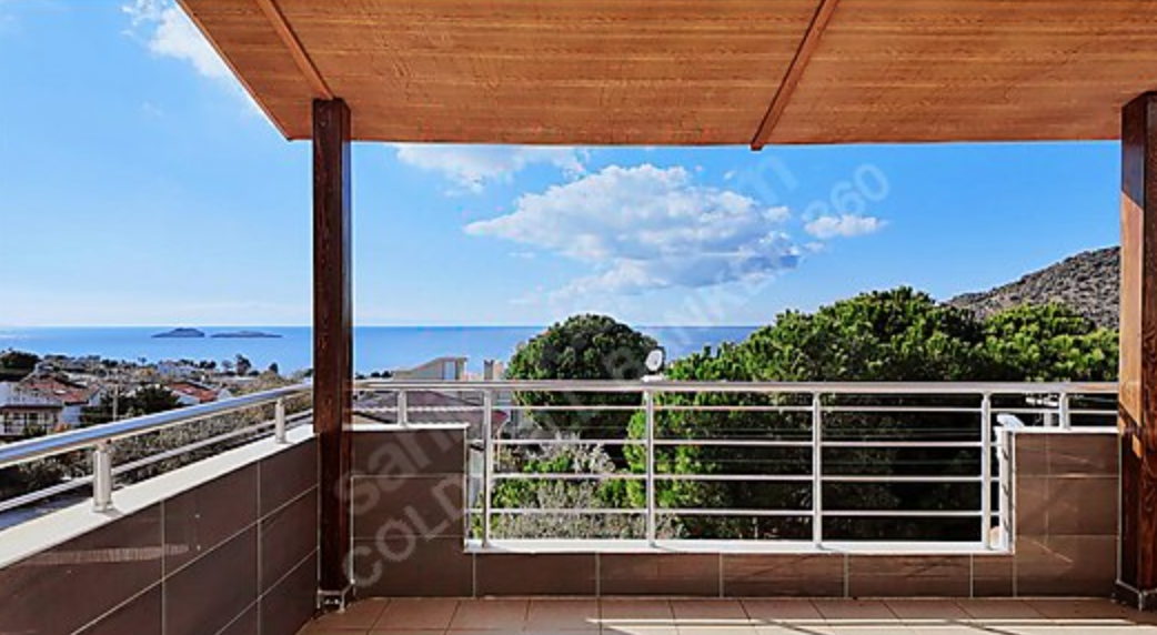 Villa 6+1 in Izmir, Turkey No. 41056