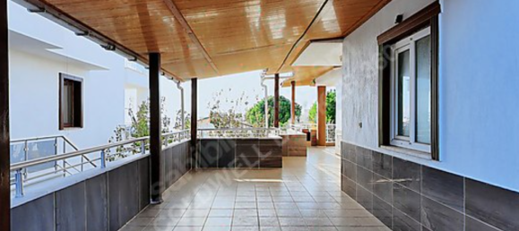 Villa 6+1 in Izmir, Turkey No. 41056 2