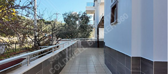 Villa 6+1 in Izmir, Turkey No. 41056 9